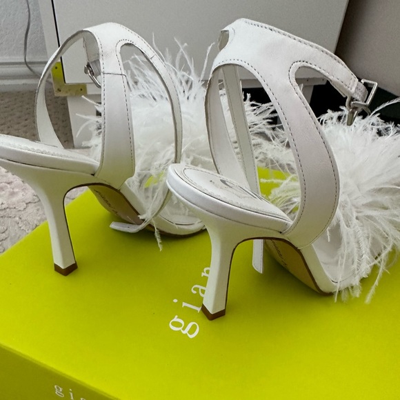 Gianni Bini Feather Heels - Picture 6 of 6